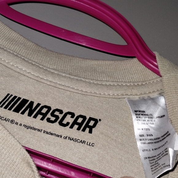NASCAR Graphic Tshirt - Picture 2 of 3